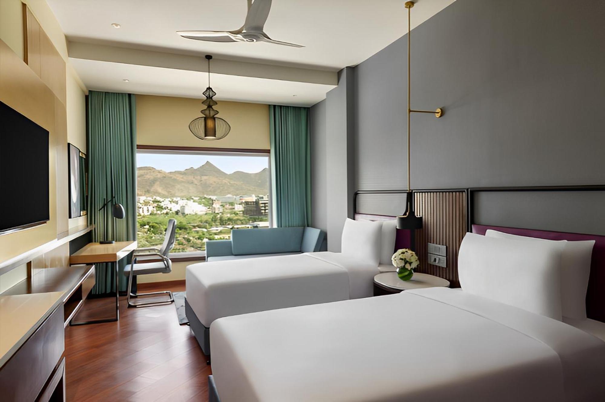 Ramada Encore By Wyndham Udaipur Roopnagar ภายนอก รูปภาพ